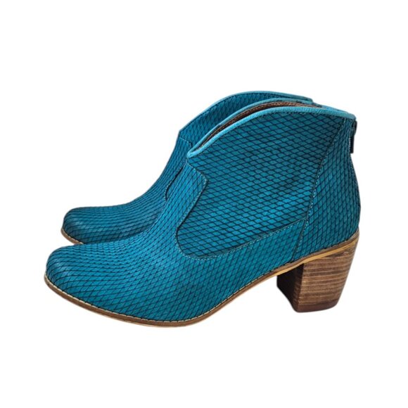Miz Mooz Womens Nomad Turquoise Blue Leather Heeled Ankle Boots, Western, Sz 9.5 - Picture 2 of 9